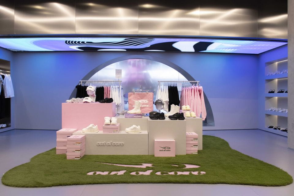 BERSHKA x RAL7000STUDIO