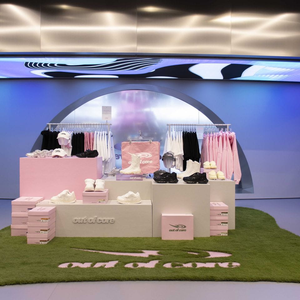 BERSHKA x RAL7000STUDIO