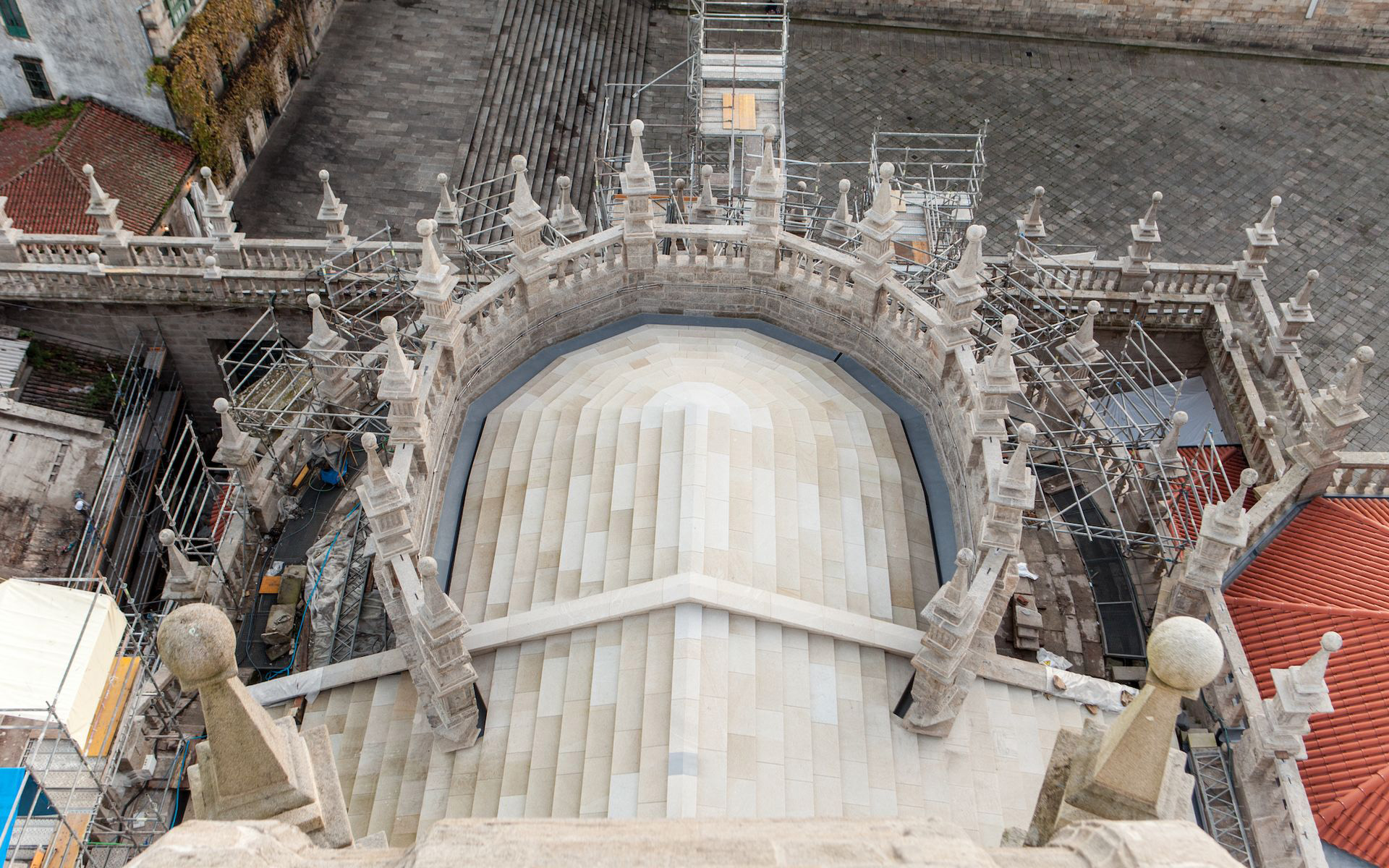Premio Próximo 2026 por la restauración de las cubiertas de la Catedral de Santiago