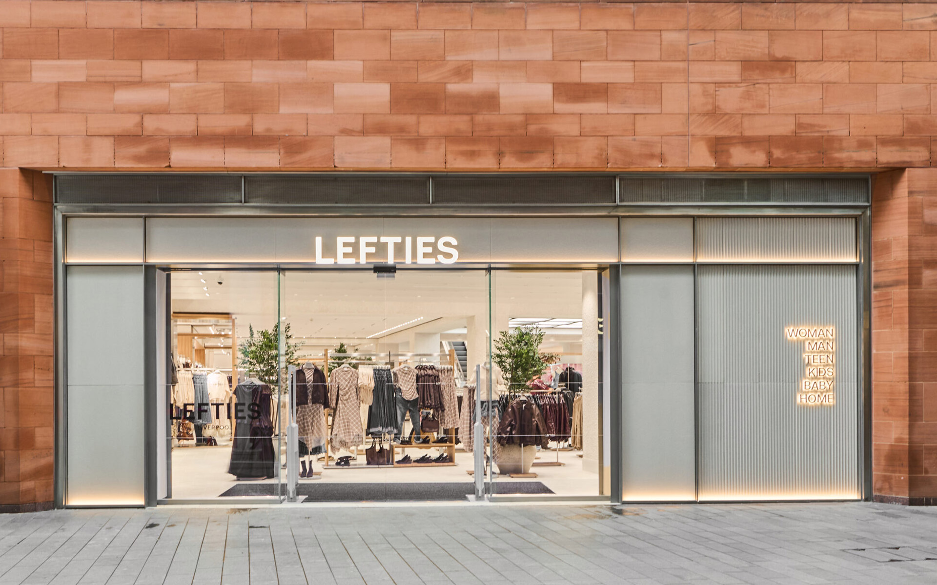 LEFTIES llega a Reino Unido