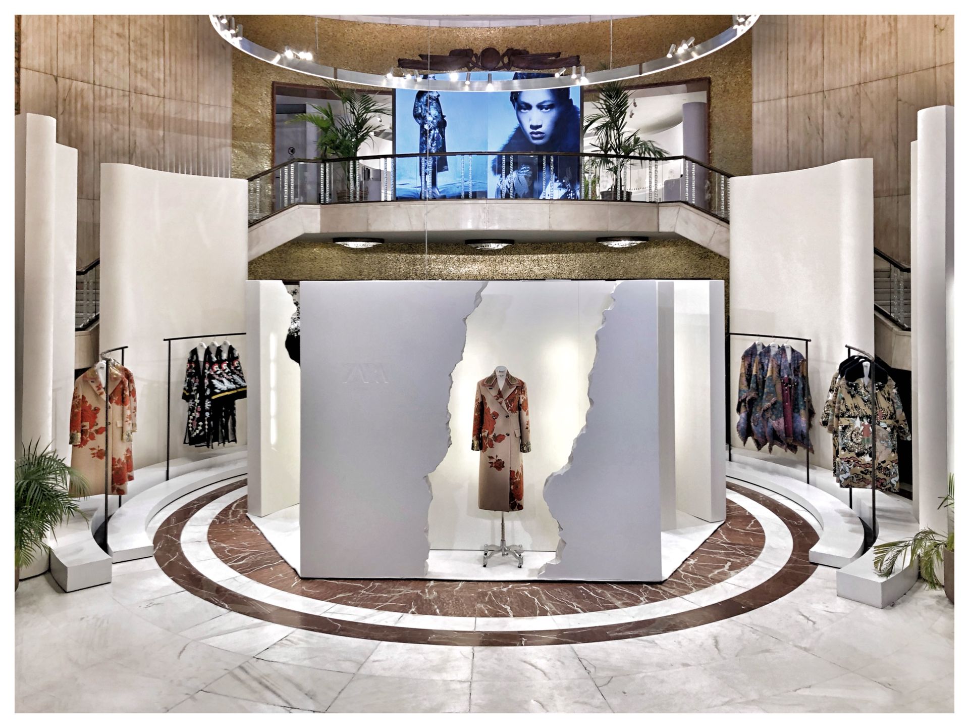 ZARA WINDOW DISPLAYS Projects KIMAK